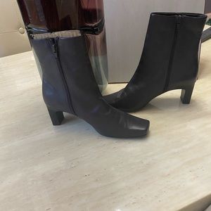 Laura Scott Leather Heels NeverWorn Size 7